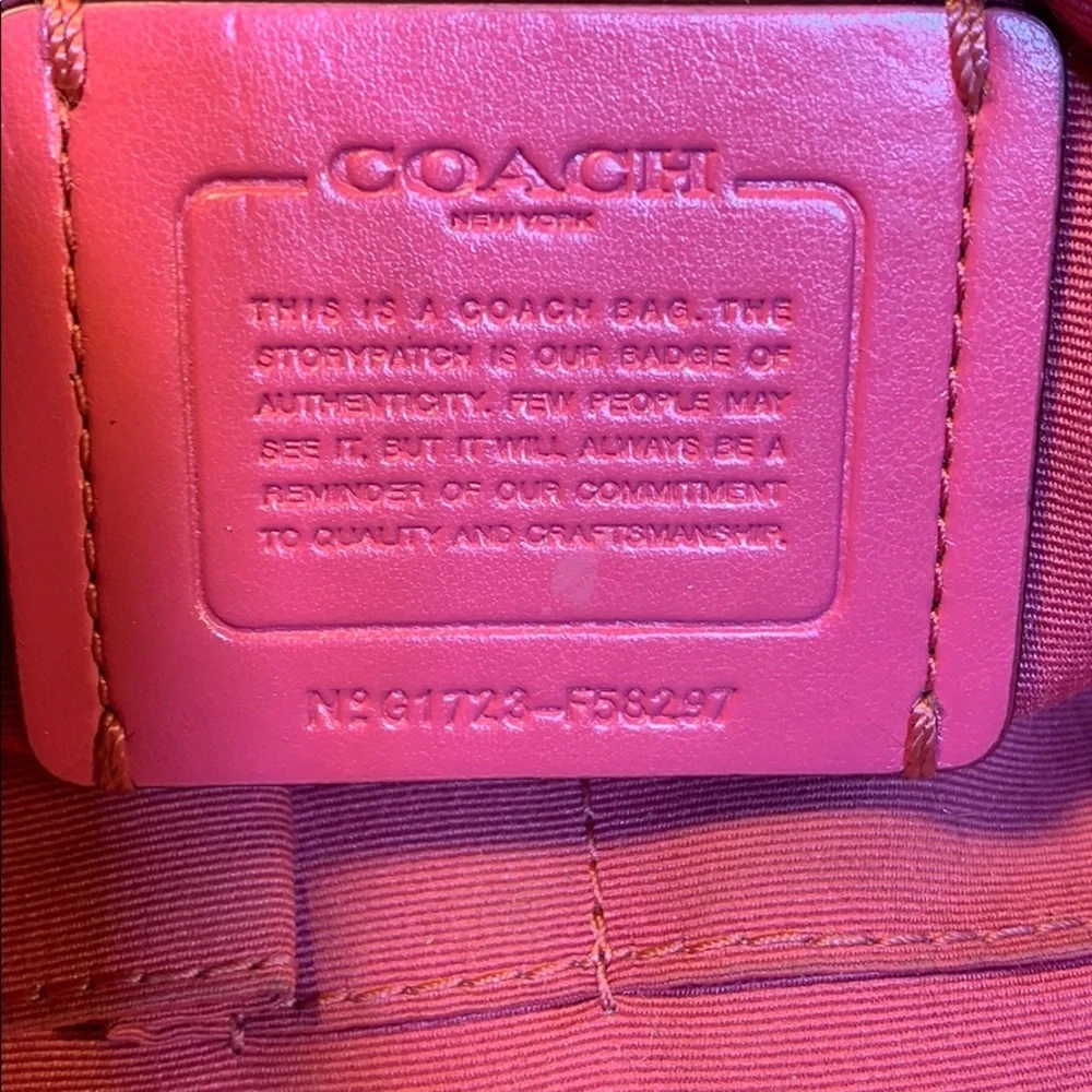 Coach leather crossbody iconic logo GC hardly worn